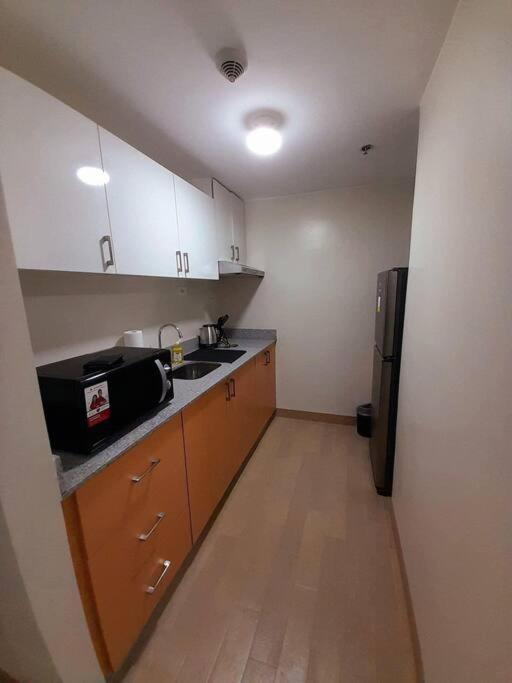 Large Studio Cubao With 2 Beds Manila Exterior photo