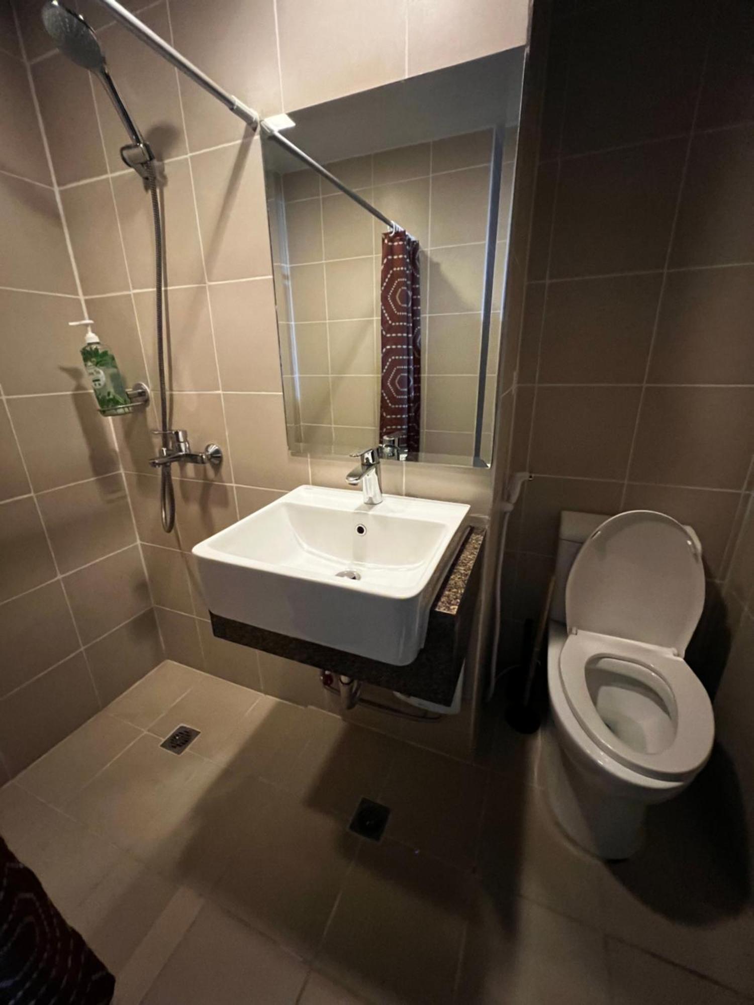 Large Studio Cubao With 2 Beds Manila Exterior photo